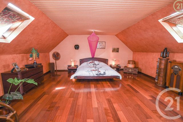 Afficher la photo en grand maison à vendre - 7 pièces - 126.11 m2 - FERRIERE LA PETITE - 59 - NORD-PAS-DE-CALAIS - Century 21 Terre Du Nord