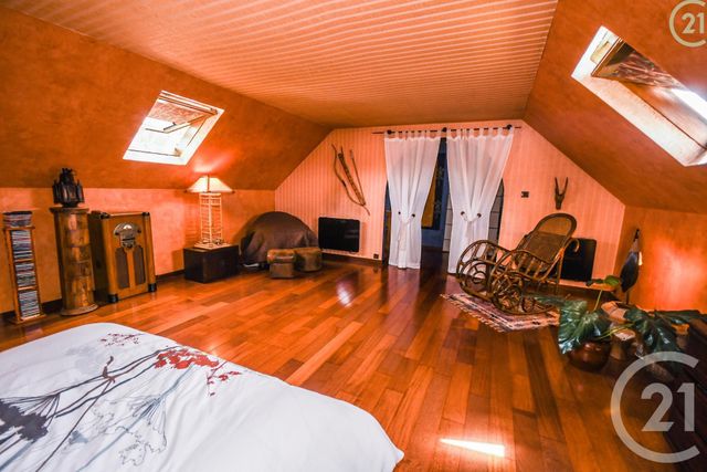 Afficher la photo en grand maison à vendre - 7 pièces - 126.11 m2 - FERRIERE LA PETITE - 59 - NORD-PAS-DE-CALAIS - Century 21 Terre Du Nord