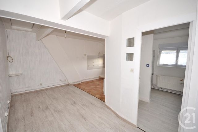 Afficher la photo en grand maison à vendre - 8 pièces - 153.0 m2 - JEUMONT - 59 - NORD-PAS-DE-CALAIS - Century 21 Terre Du Nord