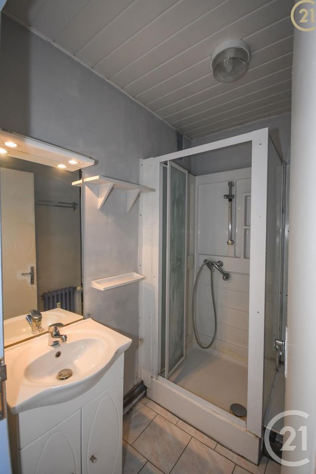 Afficher la photo en grand appartement à vendre - 5 pièces - 77.65 m2 - MAUBEUGE - 59 - NORD-PAS-DE-CALAIS - Century 21 Terre Du Nord