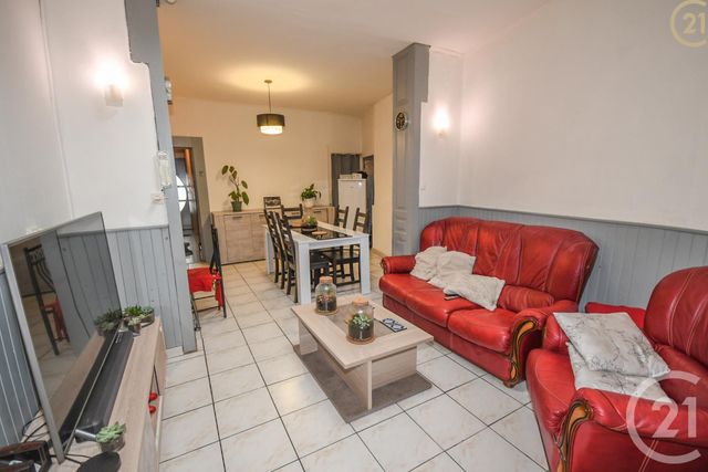 Afficher la photo en grand maison à vendre - 5 pièces - 110.14 m2 - HAUTMONT - 59 - NORD-PAS-DE-CALAIS - Century 21 Terre Du Nord