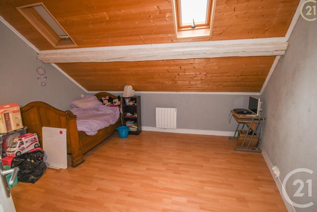 Afficher la photo en grand maison à vendre - 5 pièces - 110.14 m2 - HAUTMONT - 59 - NORD-PAS-DE-CALAIS - Century 21 Terre Du Nord