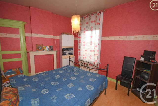 Afficher la photo en grand maison à vendre - 5 pièces - 110.14 m2 - HAUTMONT - 59 - NORD-PAS-DE-CALAIS - Century 21 Terre Du Nord