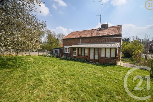 Afficher la photo en grand maison à vendre - 7 pièces - 84.33 m2 - FERRIERE LA GRANDE - 59 - NORD-PAS-DE-CALAIS - Century 21 Terre Du Nord