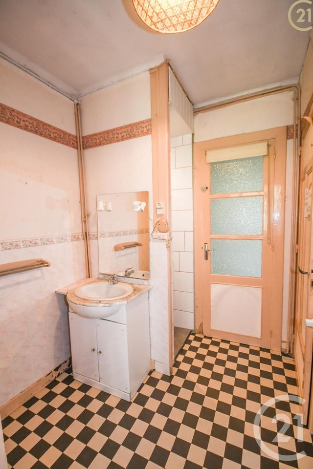Afficher la photo en grand maison à vendre - 7 pièces - 84.33 m2 - FERRIERE LA GRANDE - 59 - NORD-PAS-DE-CALAIS - Century 21 Terre Du Nord