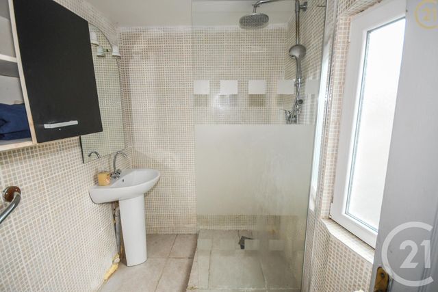 Afficher la photo en grand maison à vendre - 5 pièces - 55.79 m2 - MAUBEUGE - 59 - NORD-PAS-DE-CALAIS - Century 21 Terre Du Nord