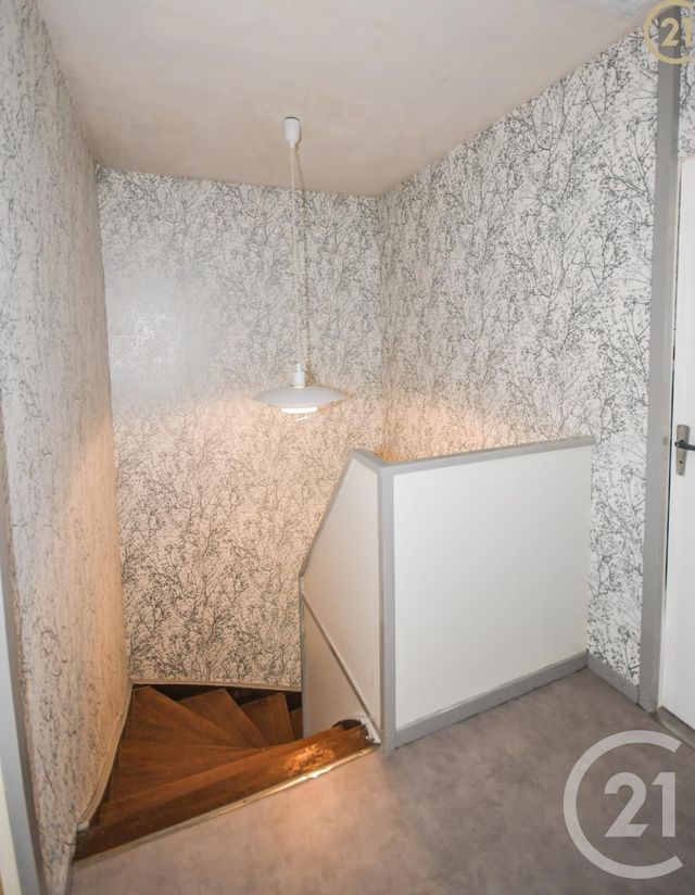 maison à vendre - 4 pièces - 82.31 m2 - HAUTMONT - 59 - NORD-PAS-DE-CALAIS - Century 21 Terre Du Nord maison à vendre - 4 pièces - 82.31 m2 - HAUTMONT - 59 - NORD-PAS-DE-CALAIS - Century 21 Terre Du Nord