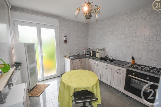 maison à vendre - 4 pièces - 82.31 m2 - HAUTMONT - 59 - NORD-PAS-DE-CALAIS - Century 21 Terre Du Nord maison à vendre - 4 pièces - 82.31 m2 - HAUTMONT - 59 - NORD-PAS-DE-CALAIS - Century 21 Terre Du Nord