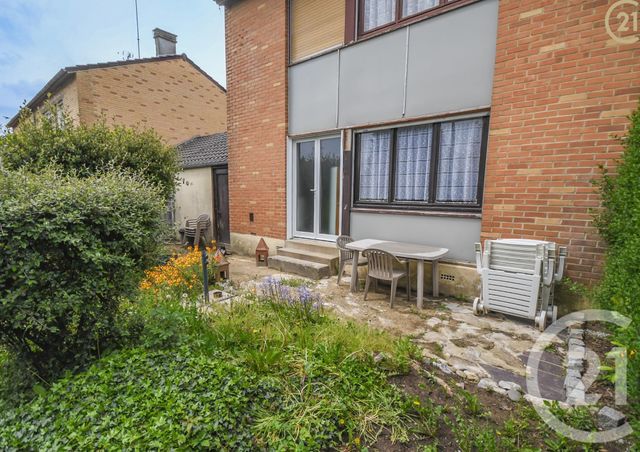 maison à vendre - 4 pièces - 82.31 m2 - HAUTMONT - 59 - NORD-PAS-DE-CALAIS - Century 21 Terre Du Nord maison à vendre - 4 pièces - 82.31 m2 - HAUTMONT - 59 - NORD-PAS-DE-CALAIS - Century 21 Terre Du Nord