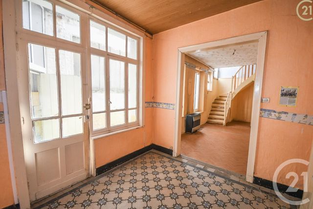 Afficher la photo en grand Appartement Duplex à vendre - 11 pièces - 172.46 m2 - HAUTMONT - 59 - NORD-PAS-DE-CALAIS - Century 21 Terre Du Nord
