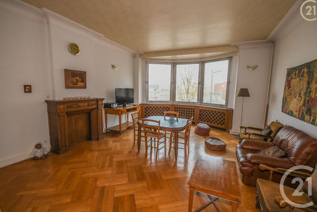 Afficher la photo en grand Appartement Duplex à vendre - 11 pièces - 172.46 m2 - HAUTMONT - 59 - NORD-PAS-DE-CALAIS - Century 21 Terre Du Nord