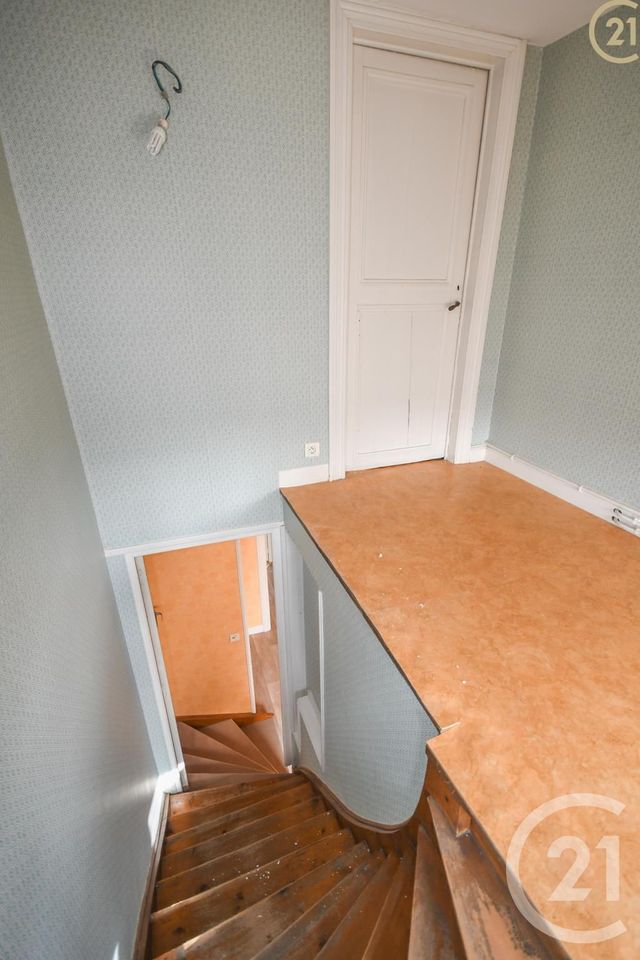 Afficher la photo en grand Appartement Duplex à vendre - 11 pièces - 172.46 m2 - HAUTMONT - 59 - NORD-PAS-DE-CALAIS - Century 21 Terre Du Nord