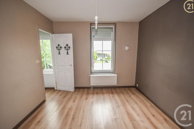 Afficher la photo en grand maison à vendre - 5 pièces - 125.32 m2 - HAUTMONT - 59 - NORD-PAS-DE-CALAIS - Century 21 Terre Du Nord