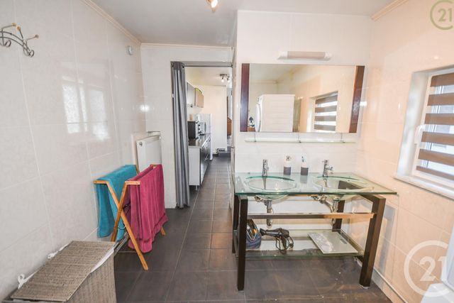 maison à vendre - 5 pièces - 98.36 m2 - MAUBEUGE - 59 - NORD-PAS-DE-CALAIS - Century 21 Terre Du Nord maison à vendre - 5 pièces - 98.36 m2 - MAUBEUGE - 59 - NORD-PAS-DE-CALAIS - Century 21 Terre Du Nord