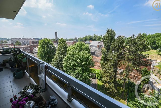 Afficher la photo en grand Appartement F5 à vendre - 9 pièces - 110.97 m2 - MAUBEUGE - 59 - NORD-PAS-DE-CALAIS - Century 21 Terre Du Nord