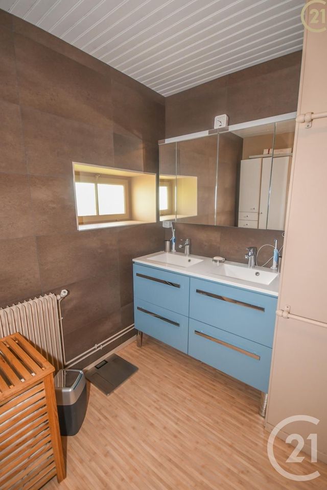 Afficher la photo en grand maison à vendre - 8 pièces - 219.0 m2 - ROUSIES - 59 - NORD-PAS-DE-CALAIS - Century 21 Terre Du Nord
