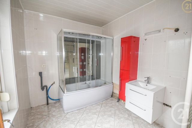 Afficher la photo en grand maison à vendre - 7 pièces - 105.0 m2 - MAUBEUGE - 59 - NORD-PAS-DE-CALAIS - Century 21 Terre Du Nord