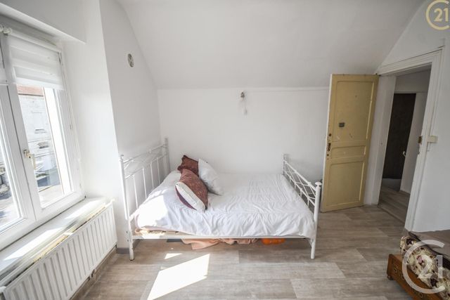 Afficher la photo en grand maison à vendre - 7 pièces - 120.9 m2 - MAUBEUGE - 59 - NORD-PAS-DE-CALAIS - Century 21 Terre Du Nord