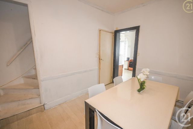 Afficher la photo en grand maison à vendre - 7 pièces - 120.9 m2 - MAUBEUGE - 59 - NORD-PAS-DE-CALAIS - Century 21 Terre Du Nord
