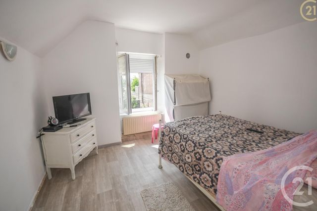 Afficher la photo en grand maison à vendre - 7 pièces - 120.9 m2 - MAUBEUGE - 59 - NORD-PAS-DE-CALAIS - Century 21 Terre Du Nord