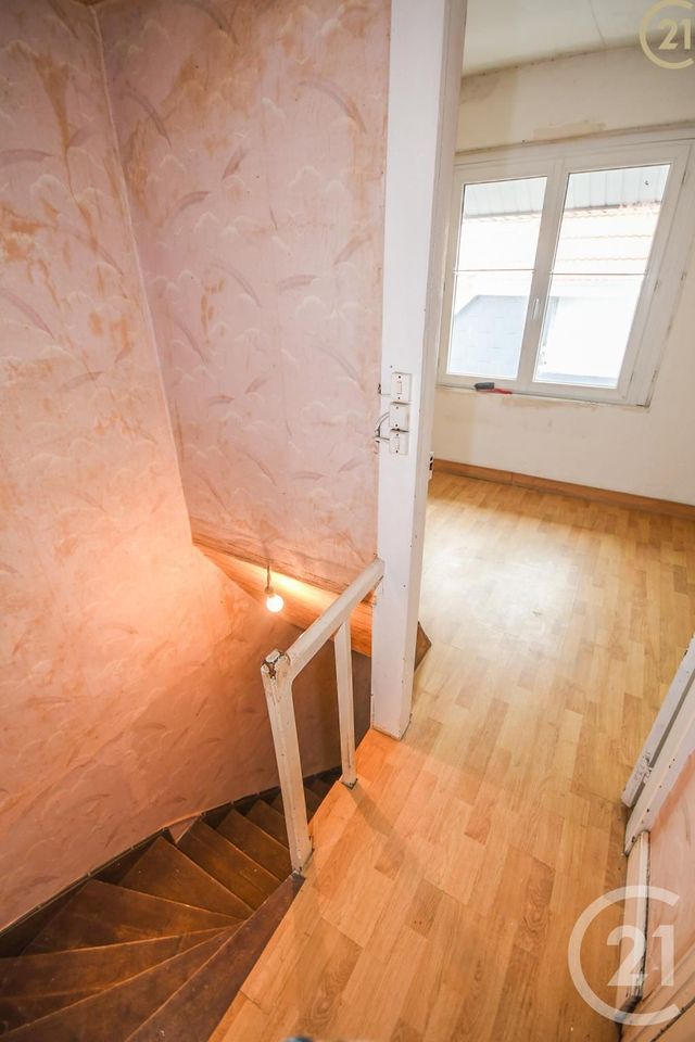 Afficher la photo en grand maison à vendre - 5 pièces - 105.27 m2 - MAUBEUGE - 59 - NORD-PAS-DE-CALAIS - Century 21 Terre Du Nord