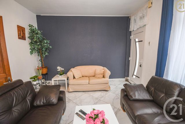 Afficher la photo en grand maison à vendre - 3 pièces - 105.35 m2 - MAUBEUGE - 59 - NORD-PAS-DE-CALAIS - Century 21 Terre Du Nord