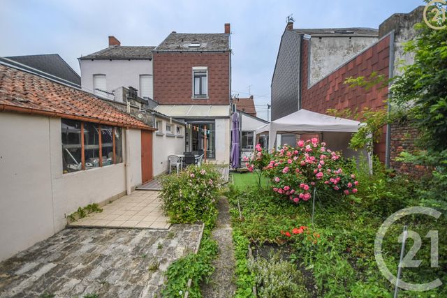 Afficher la photo en grand maison à vendre - 3 pièces - 105.35 m2 - MAUBEUGE - 59 - NORD-PAS-DE-CALAIS - Century 21 Terre Du Nord
