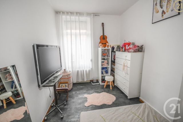 Afficher la photo en grand maison à vendre - 3 pièces - 105.35 m2 - MAUBEUGE - 59 - NORD-PAS-DE-CALAIS - Century 21 Terre Du Nord
