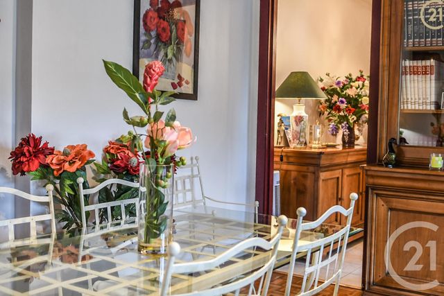 Afficher la photo en grand Appartement F2 à vendre - 3 pièces - 47.0 m2 - MAUBEUGE - 59 - NORD-PAS-DE-CALAIS - Century 21 Terre Du Nord