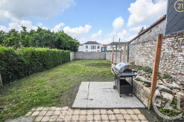 Afficher la photo en grand maison à vendre - 6 pièces - 92.29 m2 - HAUTMONT - 59 - NORD-PAS-DE-CALAIS - Century 21 Terre Du Nord