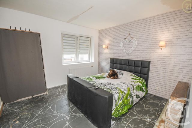 Afficher la photo en grand maison à vendre - 6 pièces - 92.29 m2 - HAUTMONT - 59 - NORD-PAS-DE-CALAIS - Century 21 Terre Du Nord
