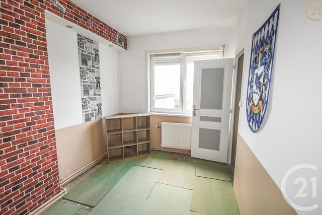 Afficher la photo en grand maison à vendre - 6 pièces - 92.29 m2 - HAUTMONT - 59 - NORD-PAS-DE-CALAIS - Century 21 Terre Du Nord