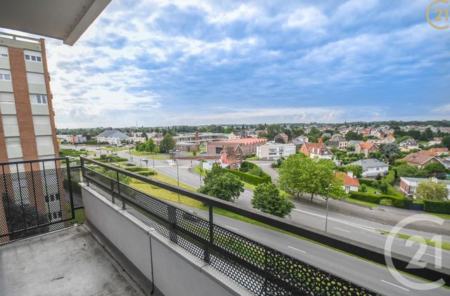 Afficher la photo en grand Appartement F4 à vendre - 5 pièces - 88.0 m2 - MAUBEUGE - 59 - NORD-PAS-DE-CALAIS - Century 21 Terre Du Nord