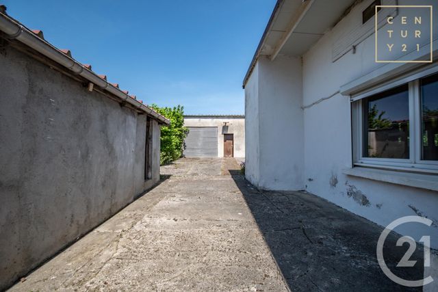 maison à vendre - 4 pièces - 122.04 m2 - HAUTMONT - 59 - NORD-PAS-DE-CALAIS - Century 21 Terre Du Nord