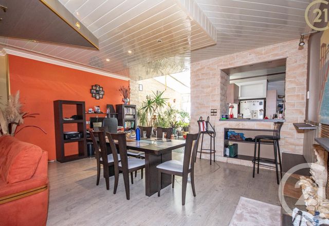 maison à vendre - 4 pièces - 200.0 m2 - JEUMONT - 59 - NORD-PAS-DE-CALAIS - Century 21 Terre Du Nord
