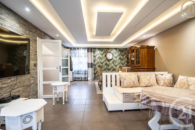 maison à vendre - 1 pièce - 109.08 m2 - HAUTMONT - 59 - NORD-PAS-DE-CALAIS - Century 21 Terre Du Nord