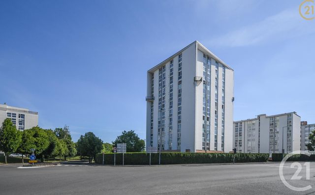 Appartement F4 à vendre - 5 pièces - 69.52 m2 - MAUBEUGE - 59 - NORD-PAS-DE-CALAIS - Century 21 Terre Du Nord