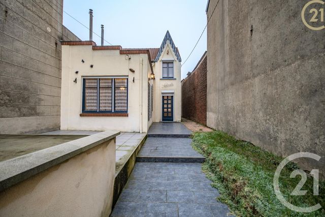 maison à vendre - 6 pièces - 104.0 m2 - MAUBEUGE - 59 - NORD-PAS-DE-CALAIS - Century 21 Terre Du Nord