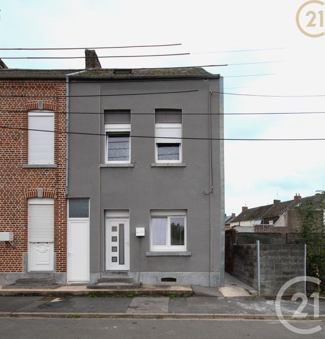 maison à vendre - 5 pièces - 108.12 m2 - MAUBEUGE - 59 - NORD-PAS-DE-CALAIS - Century 21 Terre Du Nord