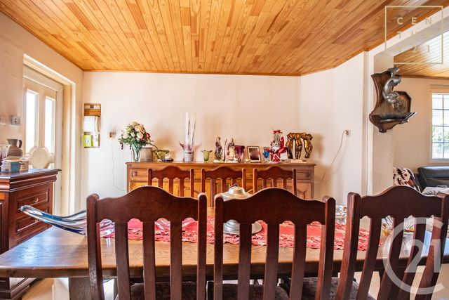 maison à vendre - 5 pièces - 125.66 m2 - HAUTMONT - 59 - NORD-PAS-DE-CALAIS - Century 21 Terre Du Nord