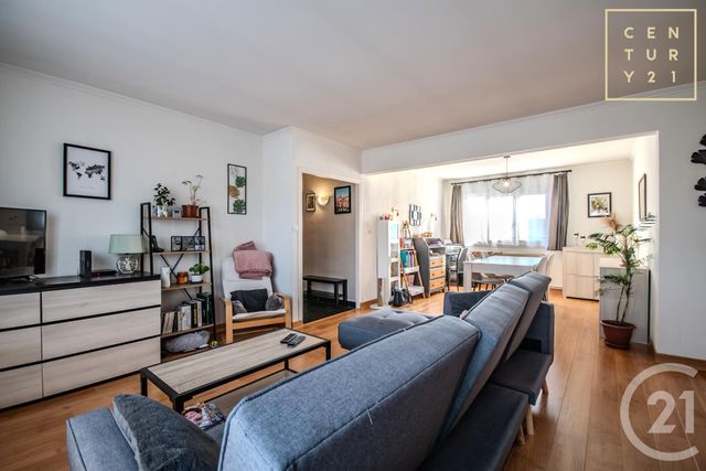 Appartement à vendre - 5 pièces - 80.0 m2 - MAUBEUGE - 59 - NORD-PAS-DE-CALAIS - Century 21 Terre Du Nord