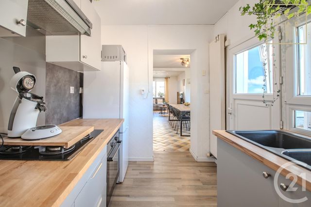 maison à louer - 4 pièces - 75.0 m2 - LA LONGUEVILLE - 59 - NORD-PAS-DE-CALAIS - Century 21 Terre Du Nord