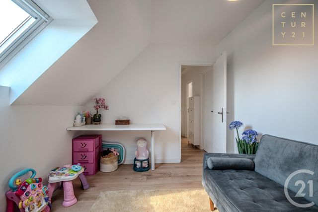 Afficher la photo en grand maison à vendre - 8 pièces - 140.59 m2 - MAUBEUGE - 59 - NORD-PAS-DE-CALAIS - Century 21 Terre Du Nord