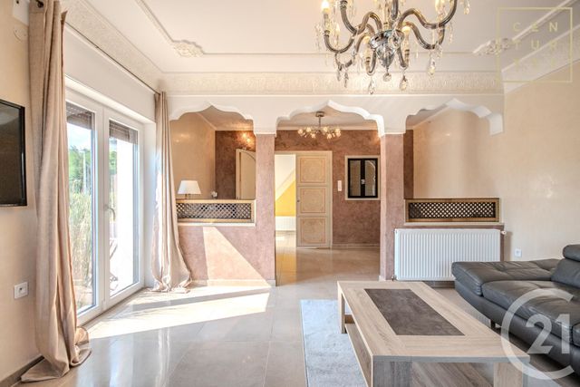 Afficher la photo en grand maison à vendre - 8 pièces - 140.59 m2 - MAUBEUGE - 59 - NORD-PAS-DE-CALAIS - Century 21 Terre Du Nord