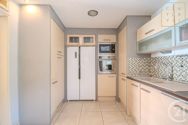 Afficher la photo en grand maison à vendre - 8 pièces - 140.59 m2 - MAUBEUGE - 59 - NORD-PAS-DE-CALAIS - Century 21 Terre Du Nord