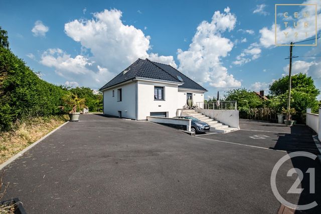 Afficher la photo en grand maison à vendre - 8 pièces - 140.59 m2 - MAUBEUGE - 59 - NORD-PAS-DE-CALAIS - Century 21 Terre Du Nord