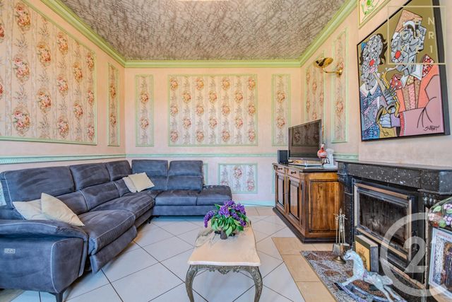 maison à vendre - 7 pièces - 10.58 m2 - MAUBEUGE - 59 - NORD-PAS-DE-CALAIS - Century 21 Terre Du Nord