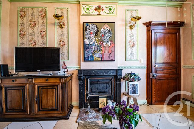 maison à vendre - 7 pièces - 10.58 m2 - MAUBEUGE - 59 - NORD-PAS-DE-CALAIS - Century 21 Terre Du Nord