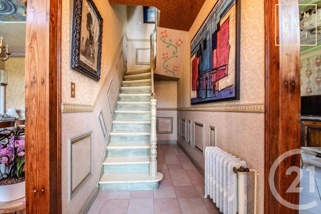 maison à vendre - 7 pièces - 10.58 m2 - MAUBEUGE - 59 - NORD-PAS-DE-CALAIS - Century 21 Terre Du Nord