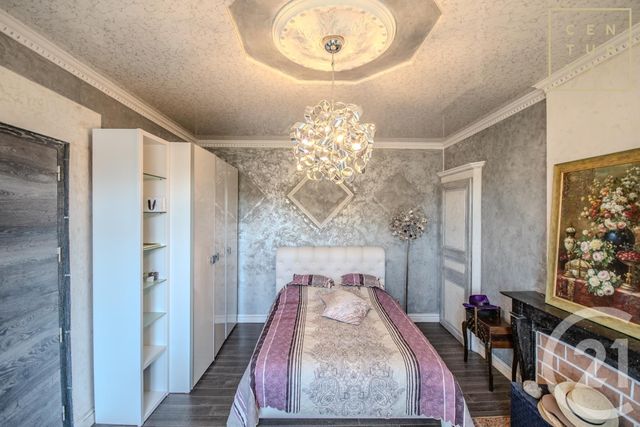 maison à vendre - 7 pièces - 10.58 m2 - MAUBEUGE - 59 - NORD-PAS-DE-CALAIS - Century 21 Terre Du Nord